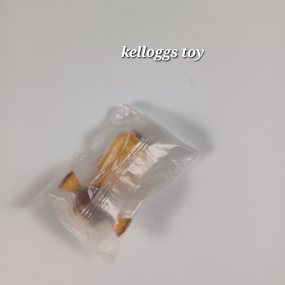 2005 Kelloggs Piper -Robots Movie Roller Toy Mini Figure Cereal Box Toy - Picture 4 of 9